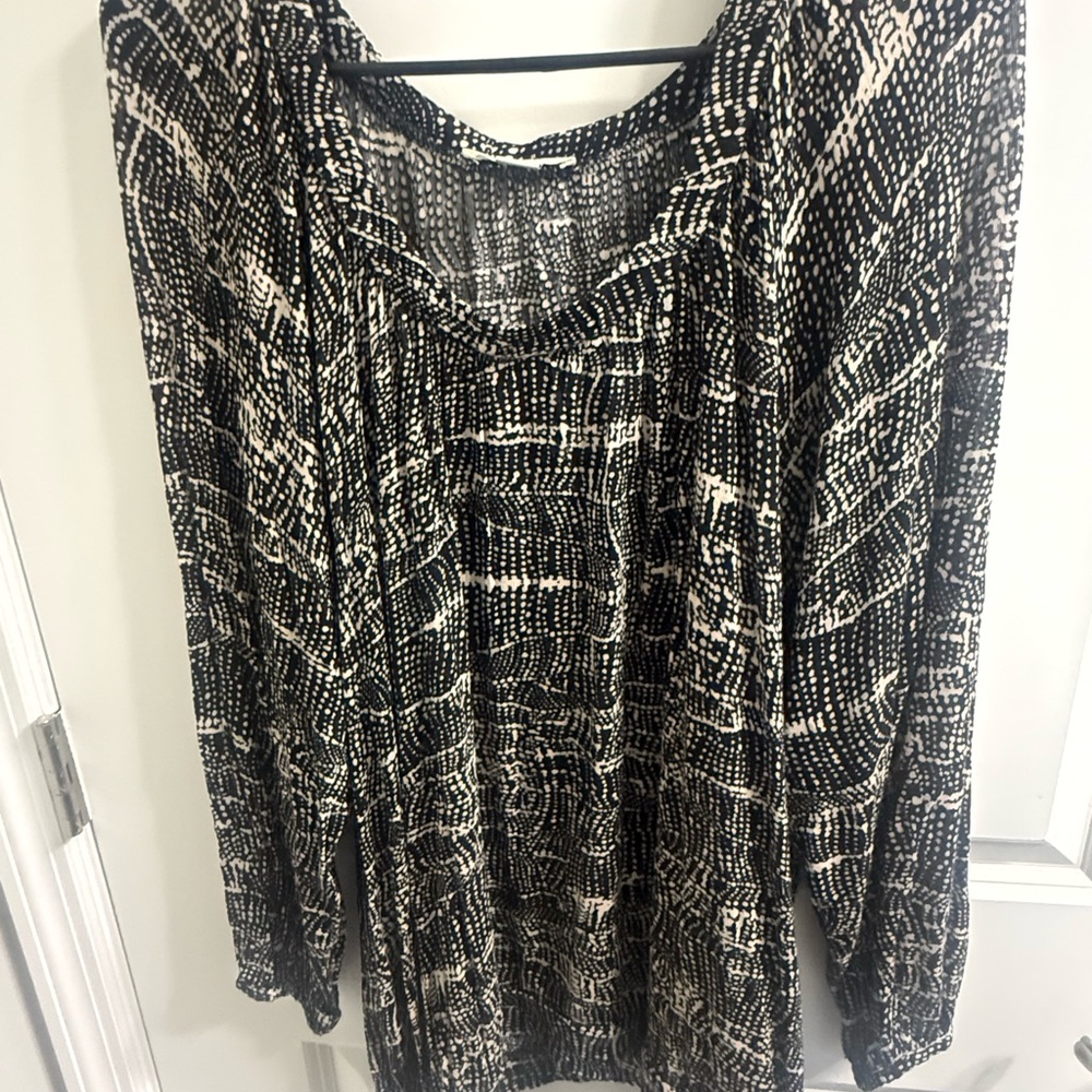 Kenar Black and Cream Patterned Long Sleeve Blouse